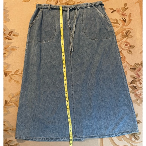 Long Denim skirt by St. John’s bay 16 petite - Picture 5 of 6